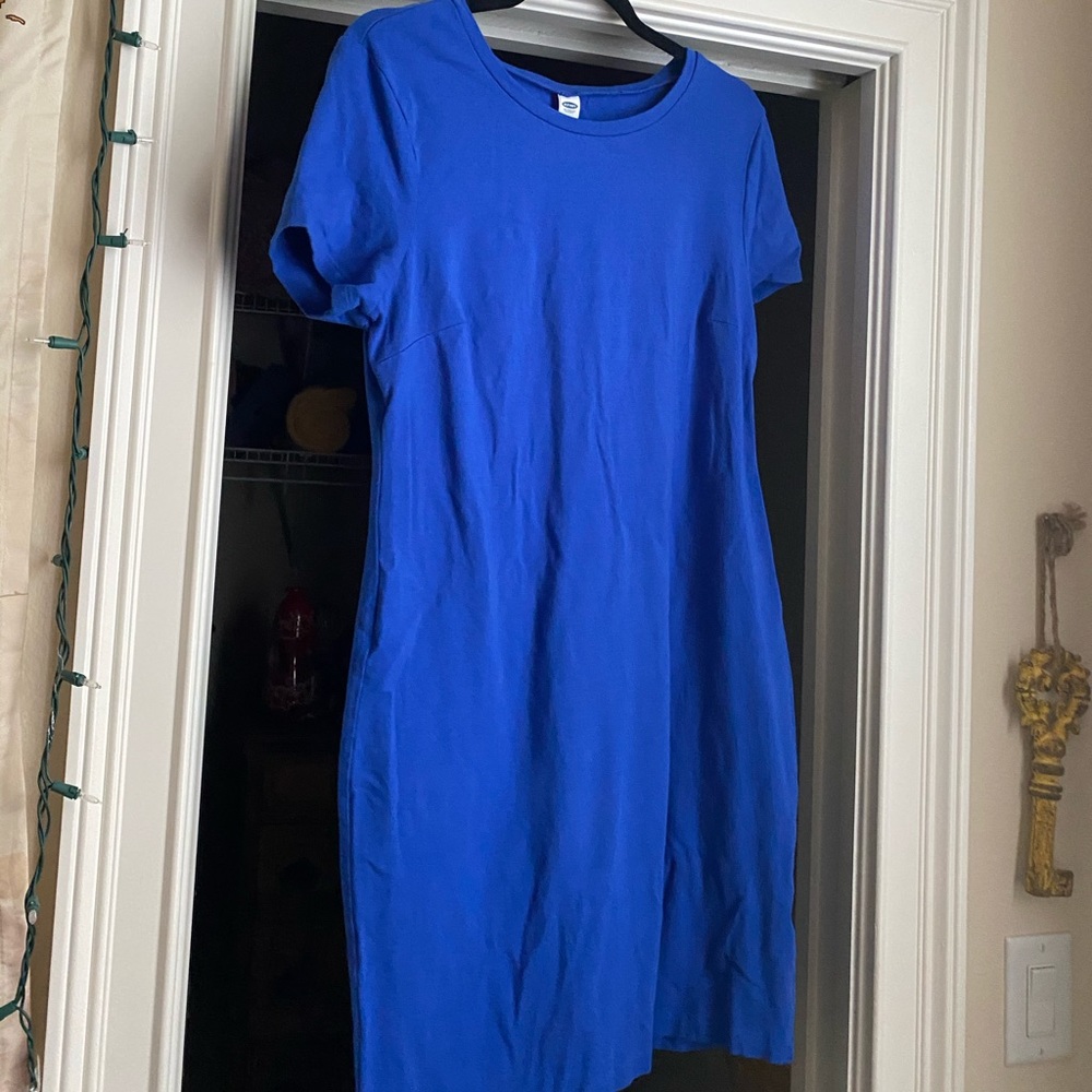 OLD NAVY FITTING TSHIRT DRESS